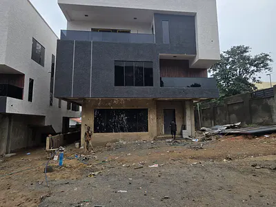 Luxury 5 Bedroom Detached Duplex with BQ — Utako, Abuja