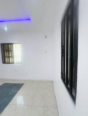 Standard Spacious 3 Bedroom Flat Upstairs, Thomas Estate, Ajah, Lagos, Flat / Apartment for Rent