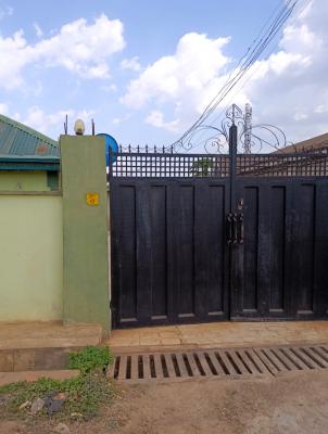 2 Bedroom Flat, Oloruntedo, Iyana Agbala, Alakia, Ibadan, Oyo, Semi-detached Bungalow for Rent