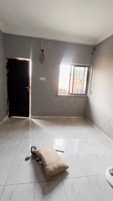 Executive Spacious Room Self Contained, Off Apata Road,, Shomolu, Lagos, Self Contain (single Rooms) for Rent