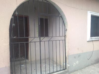 2 Bedroom Apartment, 2 Oyibo Close, Oku Layout, Orunwhorhun, Udu, Delta, Flat / Apartment for Rent