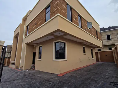 Luxury 4-Bedroom Fully Detached Duplex with a BQ and a Study — Ibadan, Oyo
