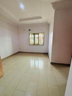 Convertible Two Bedrooms in a Serene Estate, Chevron, Lekki, Lekki, Lagos, Flat / Apartment for Rent