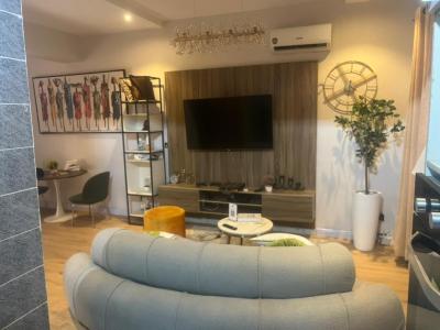 2 Bedroom Apartment, Lekki Phase 1, Lekki, Lagos, Flat / Apartment for Rent