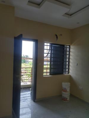 1 Bedroom, Gra Phase 1, Magodo, Lagos, Mini Flat (room and Parlour) for Rent