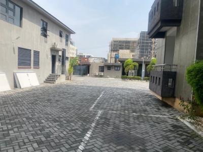 3 Bedroom Flat with a Room Bq, Lekki Phase 1, Lekki, Lagos, Flat / Apartment for Rent