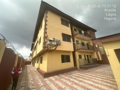 a Decent 2 Bedroom, 2, Adesoji Azeez Close, By Sinclair Lewis Secondary School, Mile 12, Kosofe, Lagos, Flat / Apartment for Rent