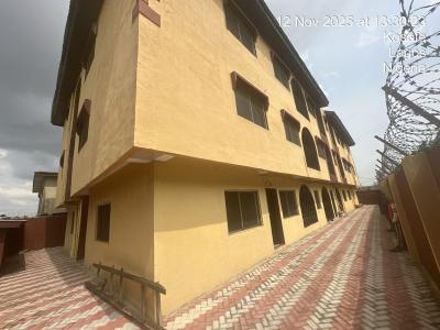a Decent 2 Bedroom, 2, Adesoji Azeez Close, By Sinclair Lewis Secondary School, Agiliti Es, Mile 12, Kosofe, Lagos, Flat / Apartment for Rent