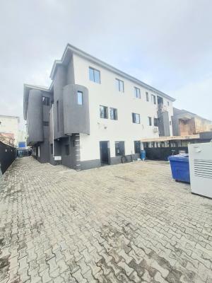 Well Renovated 2 Bedroom Apartment in a Serene Environment, Lekki Phase 1, Lekki, Lagos, Flat / Apartment for Rent