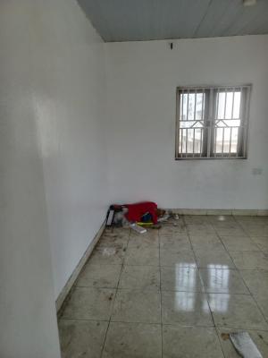 Monthly Payment Apartment 1 Bedroom Ensuit, Mobil Road, Ilaje, Ajah, Lagos, Flat / Apartment for Rent