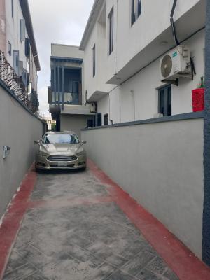2 Bedroom Apartment, Ologolo, Lekki, Lagos, Flat / Apartment for Rent