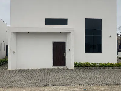 Fully Detached Spacious Bungalow