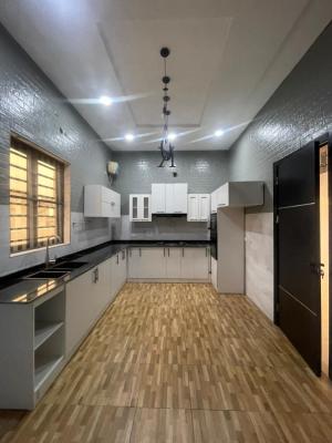 Modern 4-bedroom Semi-detached Duplex with Bq in Prime Chevron Axis, Chevron Axis, Lekki, Lagos, Semi-detached Duplex for Rent