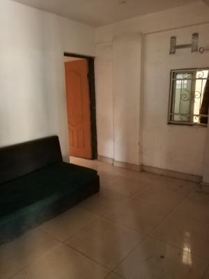 1 Bedroom Flat, Faneye, Alagomeji, Yaba, Lagos, Mini Flat (room and Parlour) for Rent