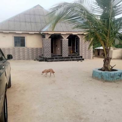 Three Bedroom Bungalow En-suite, Igbogbo, Ikorodu, Lagos, Detached Bungalow for Sale