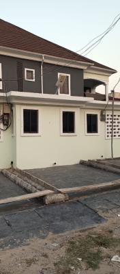 Top Class 2 Bedroom Flat in a Secured Axis, Lekki Phase 1, Lekki, Lagos, Flat / Apartment for Rent