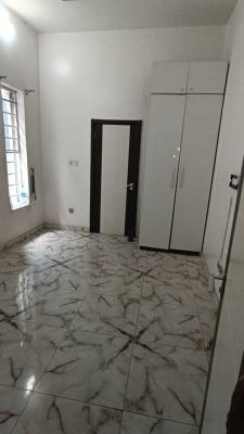 Luxurious Juicy Shared Apartment, Chevron, Lekki Phase 2, Lekki, Lagos, Self Contain (single Rooms) for Rent