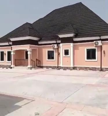 4 Bedroom Bungalow with 2 Bedroom Flat Bq 100ft By 100ft Land, Aruogba Community, Off Airport Road Gra, Benin, Oredo, Edo, Detached Bungalow for Sale