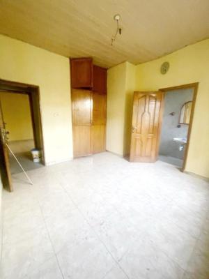 a 3 Bedrooms Flat Bungalow, Olowora, Magodo, Lagos, Flat / Apartment for Rent