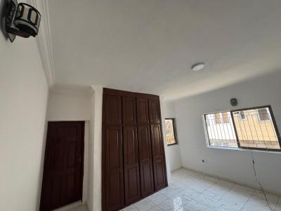 Video Available: Room in a Shared Duplex Secured Estate, Chevron Drive, Lekki, Lagos, Self Contain (single Rooms) for Rent