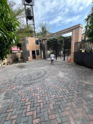 Spacious & Well-ventilated 3-bedroom Apartment in Osapa London Estate, Osapa London, Osapa, Lekki, Lagos, Flat / Apartment for Rent