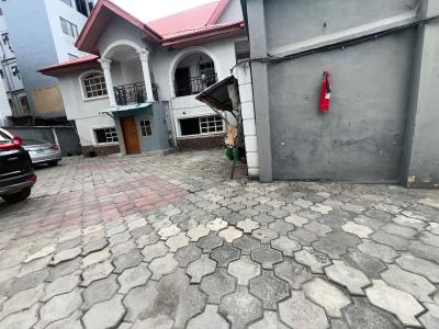 2bedroom Flat, Admiralty Way, Lekki Phase 1, Lekki, Lagos, Flat / Apartment for Rent