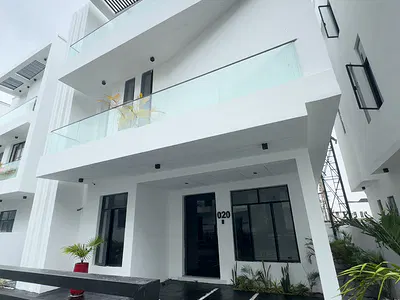 Sleek 5-Bedroom Detached Home with BQ — Orchid Road, Lekki, Lagos
