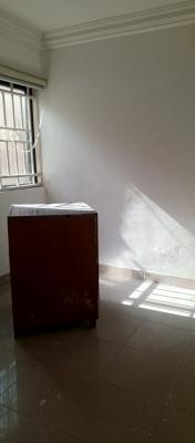 Bq in an Estate in Chevron, Carlton Gate Estate, Lekki, Lagos, Self Contain (single Rooms) for Rent