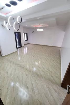 Fully Service 3 Bedroom Apartment with Bq & Fitted Kitchen, Lekki Phase 1, Lekki, Lagos, Flat / Apartment for Rent