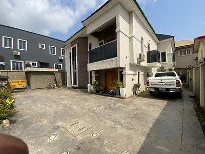Very Sharp Luxury 5 Bedroom Detached Duplex with BQ — Gbagada, Lagos