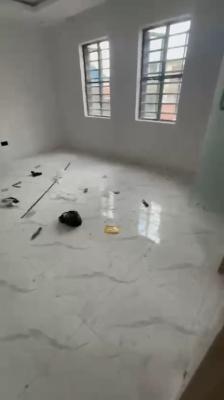 2 Bedroom Apartment, Morocco Road, Yaba, Lagos, Flat / Apartment for Rent