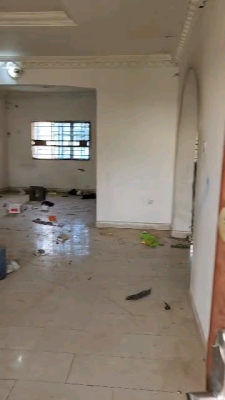 Modern 2-bedroom Flat -- Apo Legislative Quarter (1st Floor, Apo Legislative Quarters, Apo, Abuja, Flat / Apartment for Rent