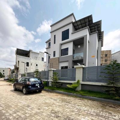 Experience Upscale Living in This Fully Detached 6-bedroom Duplex, Guzape District, Abuja, House for Sale