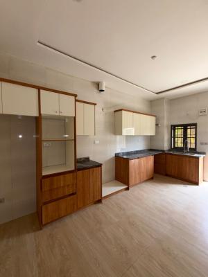 Standard 4 Bedroom Terrace Duplex, Guzape District, Abuja, Terraced Duplex for Sale