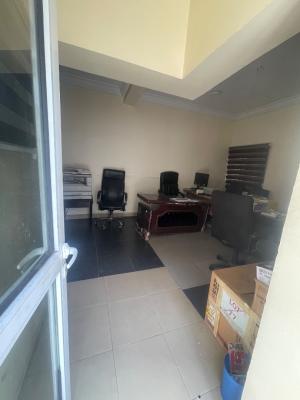 Strategic Shop/office Space, Gwarinpa, Abuja, Plaza / Complex / Mall for Rent