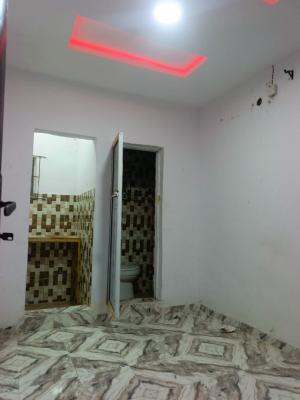 Modern Executive Studio Apartment, Akoka, Yaba, Lagos, Flat / Apartment for Rent