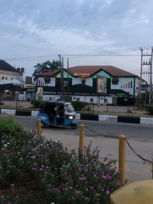 Hotel and Restaurant/ Lounge, Okpanam Road, Asaba, Delta, Hotel / Guest House for Sale