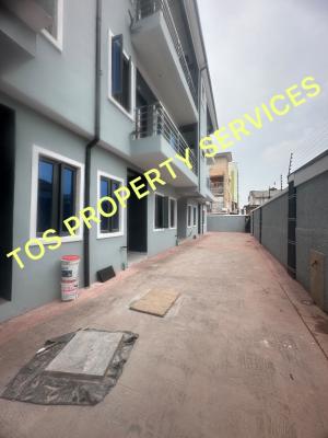 New & Luxurious 2 Bedroom Ensuite Apartment, Sabo-alagomeji, Yaba, Alagomeji, Yaba, Lagos, Flat / Apartment for Sale