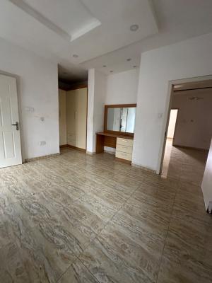 Specious 4bedroom Terrace Duplex with Private Compound, Osapa, Lekki, Lagos, Terraced Duplex for Rent