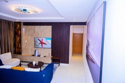 Luxury 2br in Ikeja  Pool, Gym, Ps5  Near Airport & Mall, 520 Obafemi Awolowo Way, Alausa, Ikeja, Lagos, Flat / Apartment Short Let