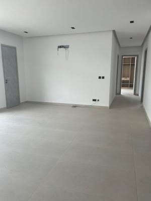 Luxury 3 Bedroom Flat, Lekki Phase 1, Lekki, Lagos, Flat / Apartment for Sale