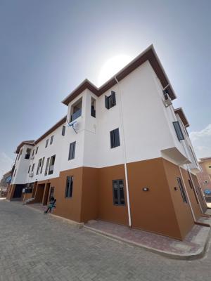 3 Bedroom Apartment in a Prime Location, Guzape District, Abuja, Flat / Apartment for Rent