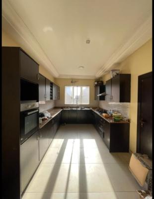 3 Bedroom Apartment Available, Lekki Phase 2, Lekki, Lagos, Flat / Apartment for Rent