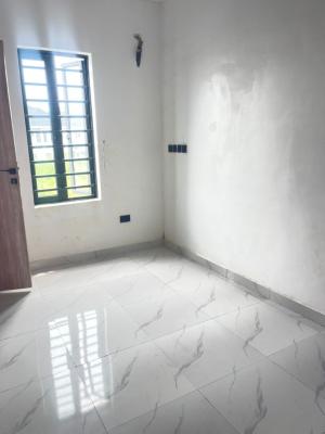 a Room Upstairs Shared Apartment, Pinnock Road, Jakande Lekki, Jakande, Lekki, Lagos, Self Contain (single Rooms) for Rent