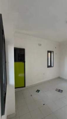 1 Bedroom Spacious Miniflat, Off Gbagada Road, Gbagada, Lagos, Flat / Apartment for Rent