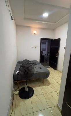 Upstairs Bedroom Inside a Shared Apartment, Pinnock Road, Jakande, Lekki, Lagos, Self Contain (single Rooms) for Rent