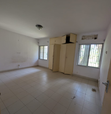 Extra Large 5 Bedroom Bungalow, Ikeja Gra, Ikeja, Lagos, Flat / Apartment for Rent