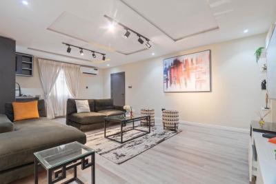 Spacious 4 Unit of 2 Bedroom, Lekki Phase 1, Lekki, Lagos, Flat / Apartment Short Let