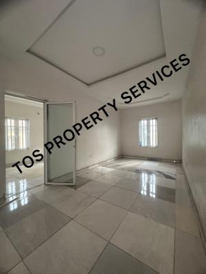 5 Bedroom Commercial Property, Off Herbert Macaulay Way, Yaba, Lagos, Office Space for Rent