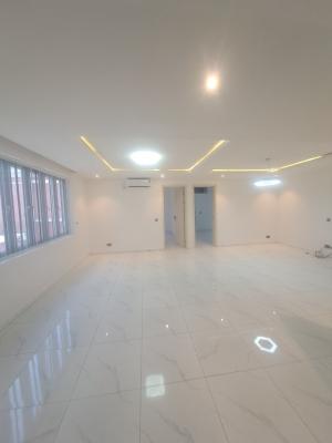 Well Built 2 Bedroom Apartment, Ilasan, Ikate, Lekki, Lagos, Flat / Apartment for Rent